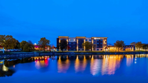 Best Western Premier Ankeny Hotel image 2