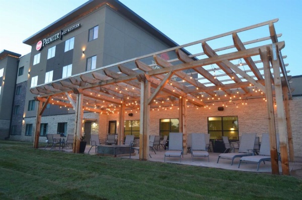 Best Western Premier Ankeny Hotel image 25
