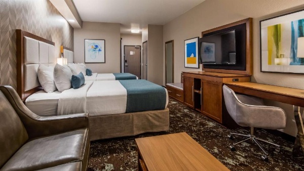 Best Western Premier Ankeny Hotel image 8