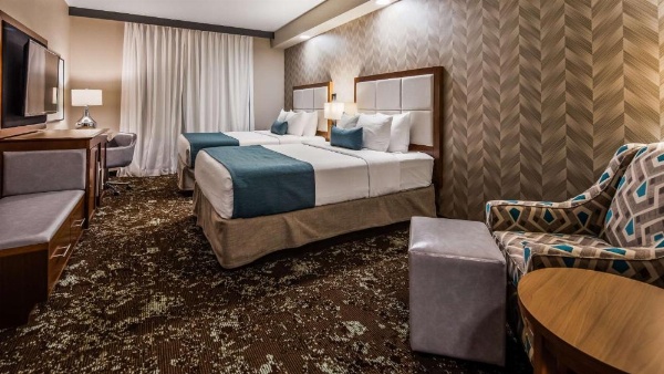 Best Western Premier Ankeny Hotel image 9